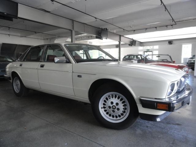 Jaguar xj6 1988